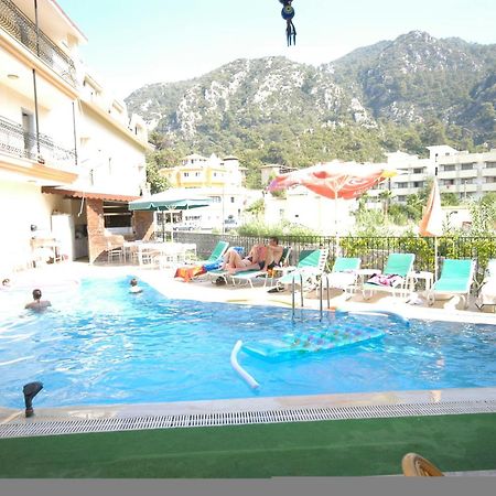 Ozlem 2 Apart Hotel Мармарис Екстериор снимка