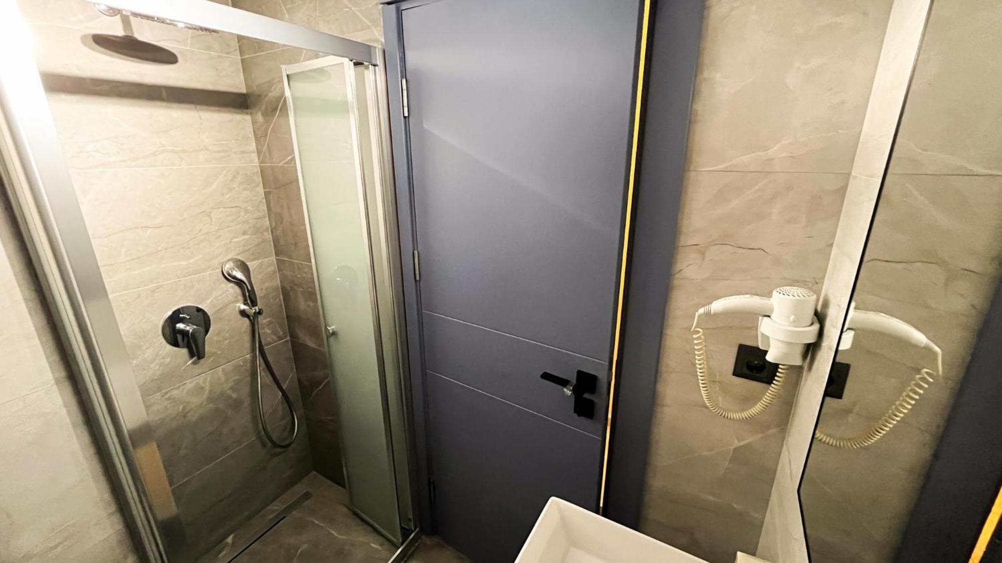 Ozlem 2 Apart Hotel Мармарис Екстериор снимка