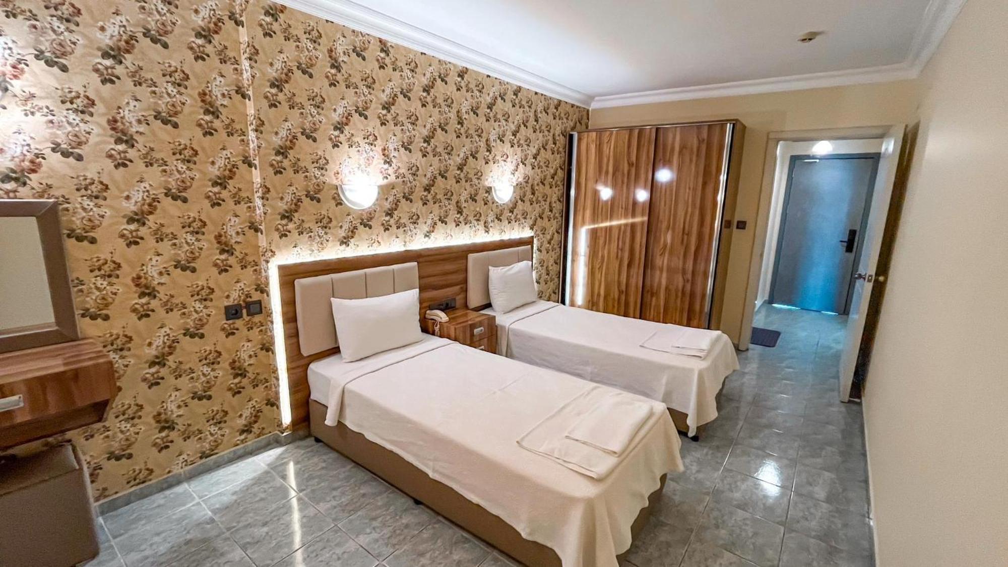 Ozlem 2 Apart Hotel Мармарис Екстериор снимка